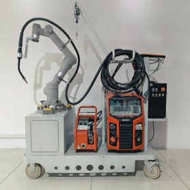 AUBO svarovaci pracoviste.jpg